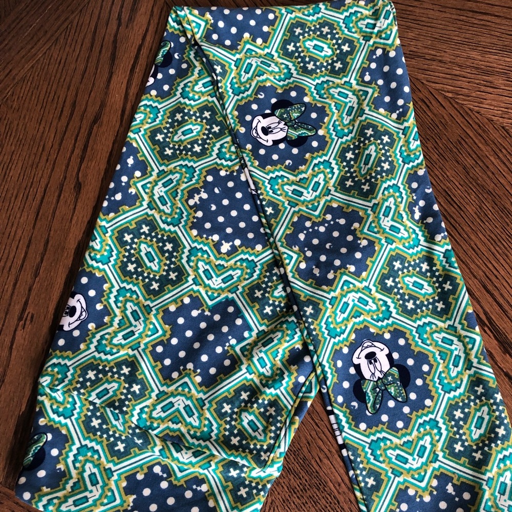 Lularoe OS Disney Leggings New without tags